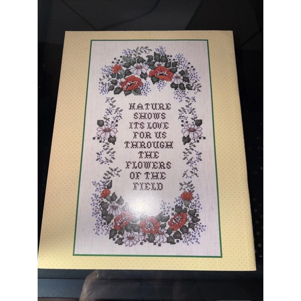 Flower Of The Field 1987 Vintage Cross Stitch Book 39 Stoney Creek